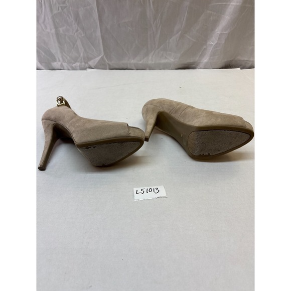 Guess‎ high heels Women's size 9M tan, open-toe, suede - Picture 5 of 11